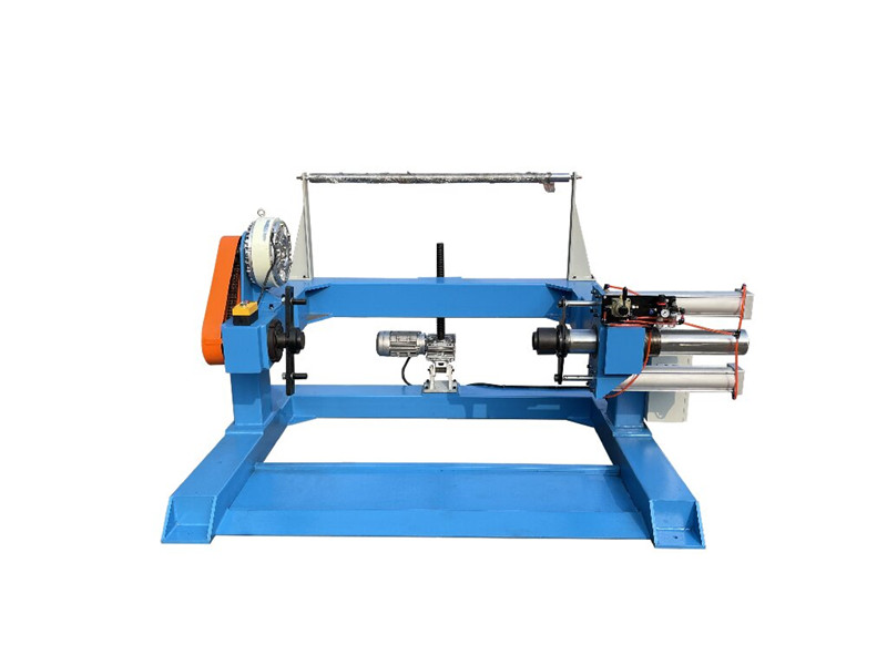 Horizontal arm type pay-off machine